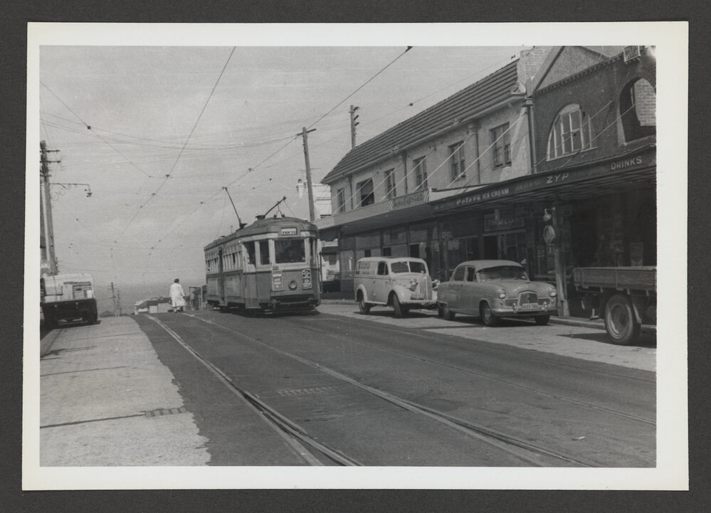 Tram at McPherson Street and St Thomas Street, Bronte