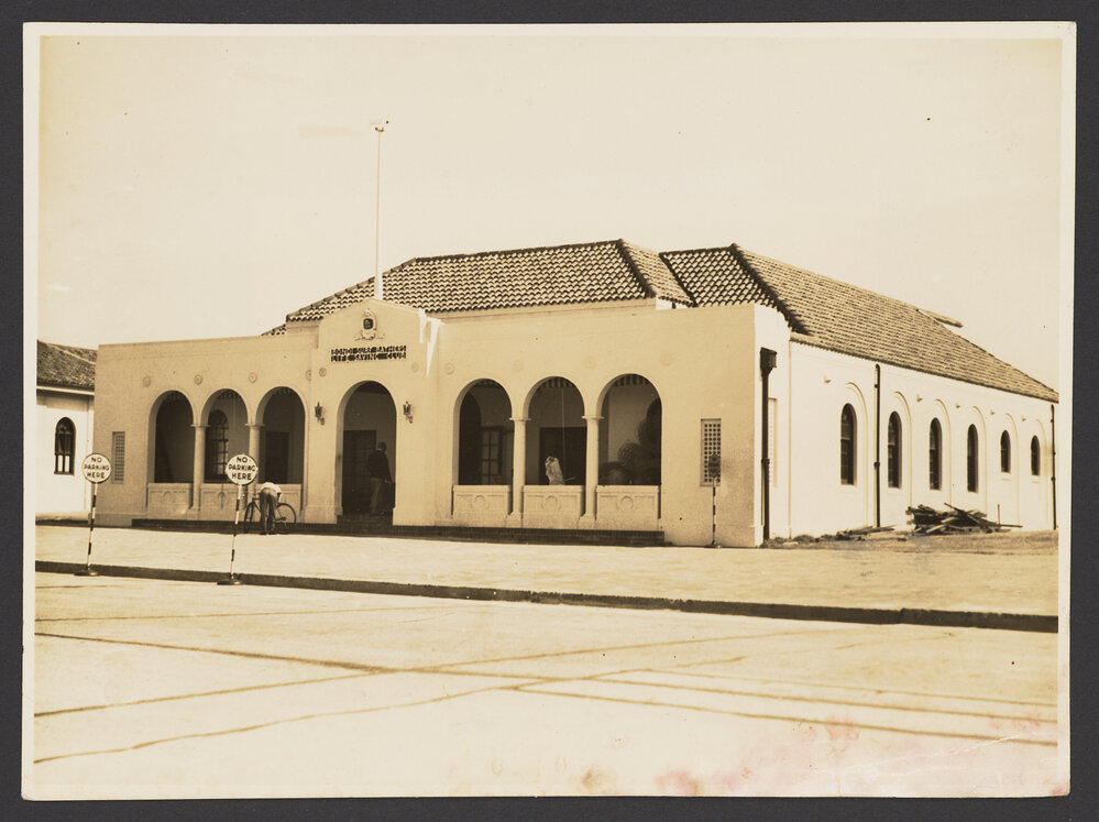 Bondi SBLSC Lifesavers, next to the Bondi Pavilion. Opened in 1934