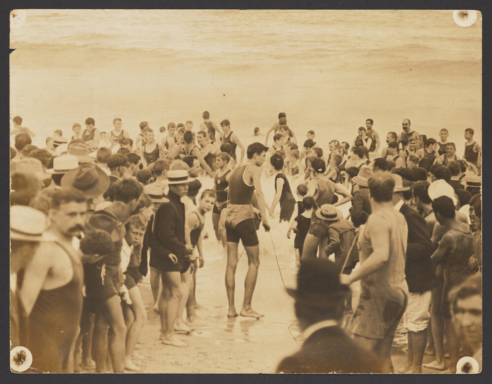 Bondi SBLSC, life saving techniques being practised, bringing in line