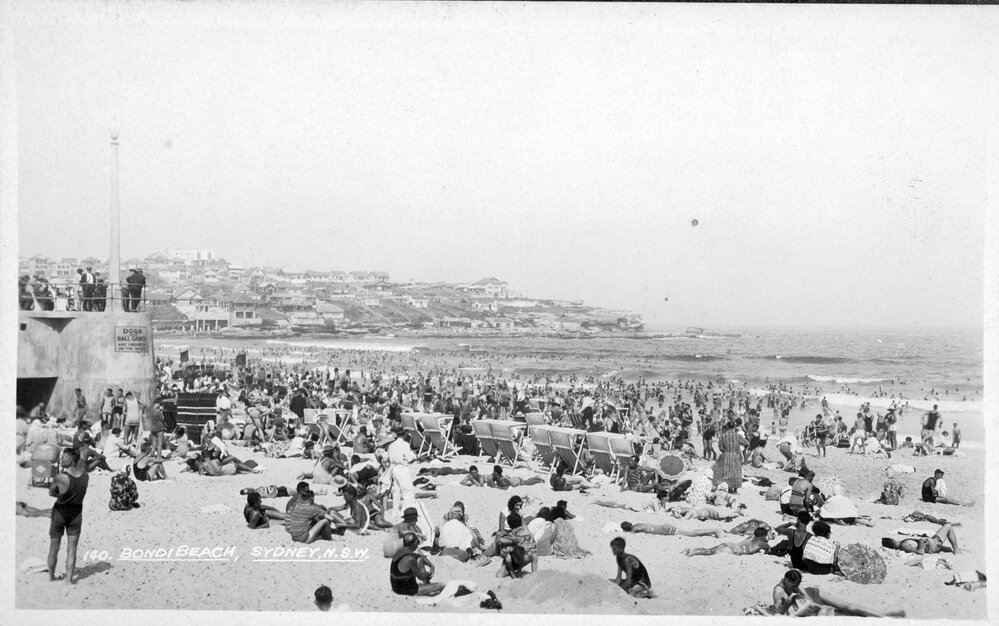 140. Bondi Beach, Sydney, N.S.W.