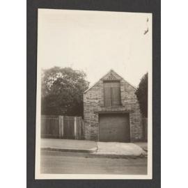 Stirling, old stable/ garage at rear in porter street. Home faces on Birrell St, Waverley.