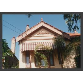 Denison Street, Bondi Junction. Decorative mouldings.