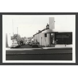 Gardiner Street, Bondi Junction. Off Ebley Street. Norman Ross discounts, 65 Ebley Street at right.