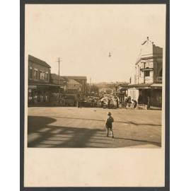Six ways at Bondi beach with Glenayr Ave at corner of Hall St, looking north towards Blair St at the end.