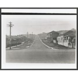 Hardy Street, Dover Heights at Murreverie Road.