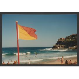 Bronte beach, Surf lifesavers beach flag at Bronte, Bronte baths, at right.