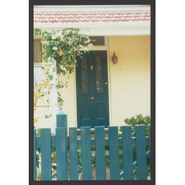 6 Victoria Street, Waverley. Front door.