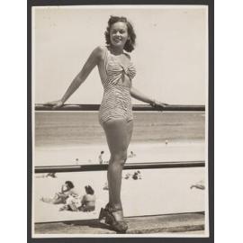 Miss Bondi; Olive Leighton 1945, far right. Bondi beach in bathers