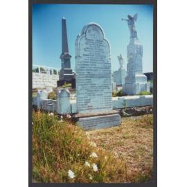 Grave of Thomas Ormon O'Brien Bondi Estate