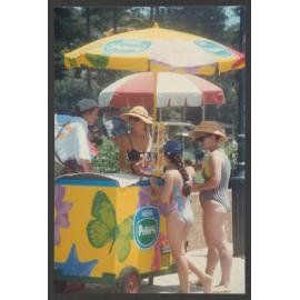 Bronte beach, patrons supporting icecream cart.