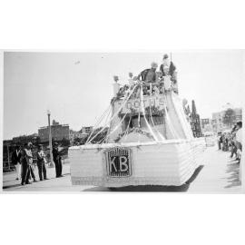 Parade of Floats Along Marine Drive