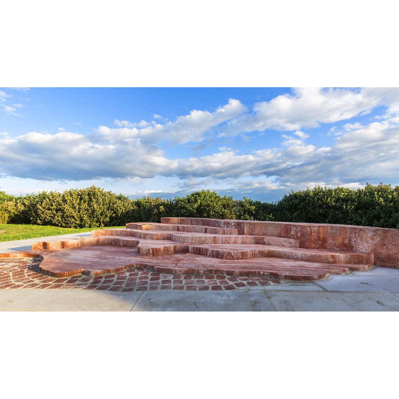 The Bondi Memorial