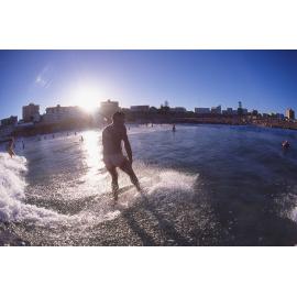 Nude surfing