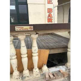 Recasting of the balusters and cartouche