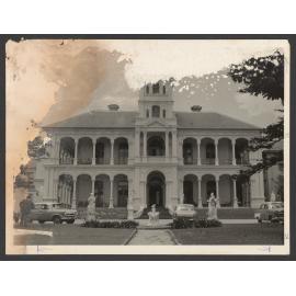 Vickery Building of War Memorial Hospital at Carrington Road and Birrell St, Charing Cross. Built by Ebenezer Vickery in 1885, this Georgian Mansion was known as Edina, and opened as a Hospital in 1923.
